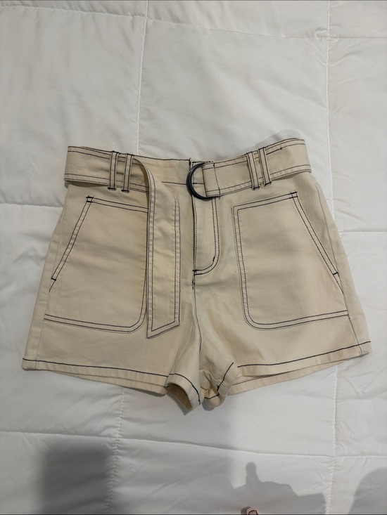 bp Pants - High-Rise Cream Contrast Stitch Shorts with Belt
